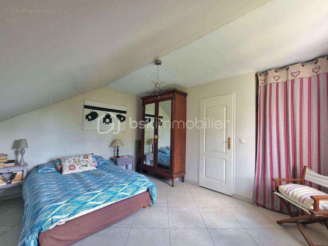 Ensemble de trois habitations ! - photo 18