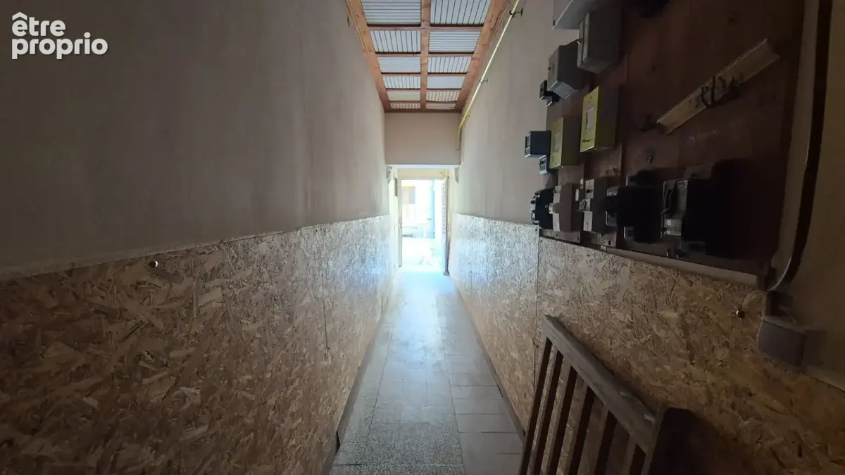 Appartement à vendre Rochefort centre-ville . Proche Place Colbert . Grenier aménageable - photo 10