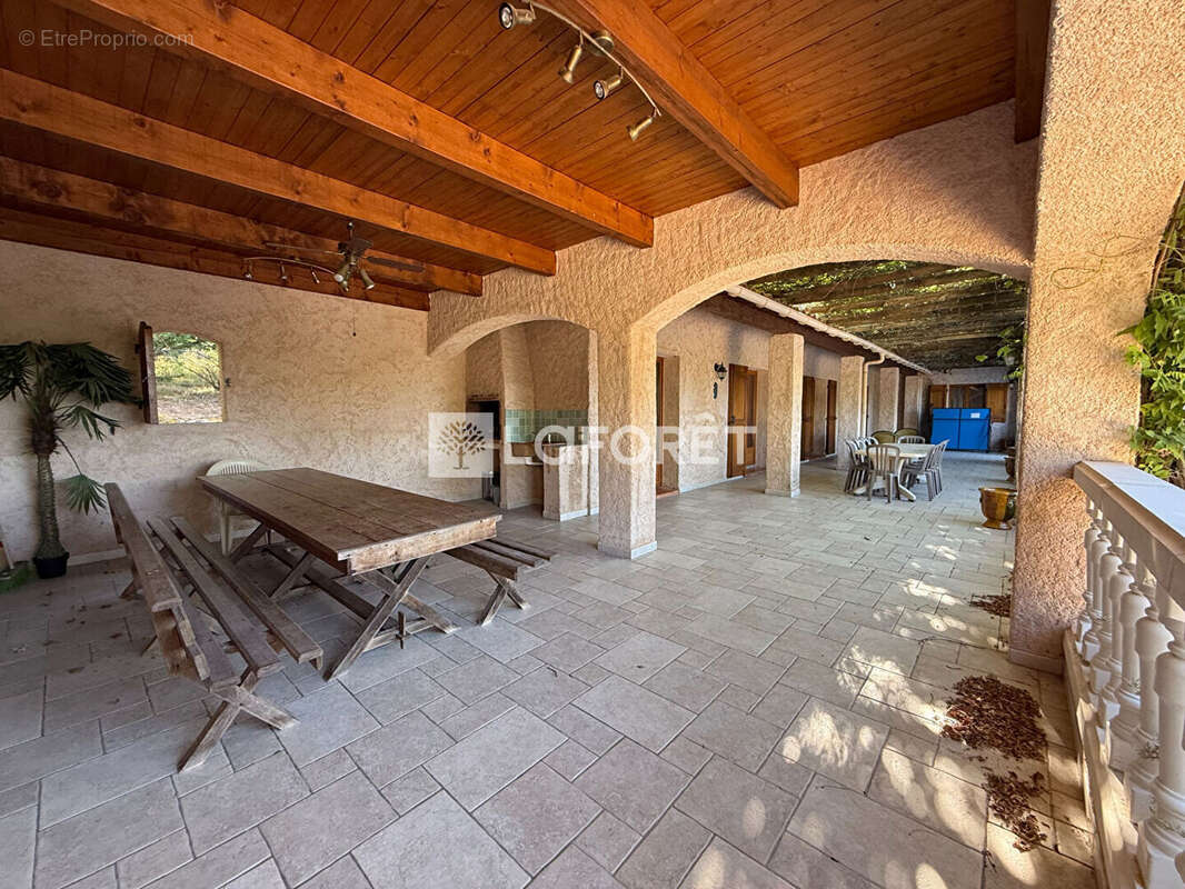 Maison à SAINT-PAUL-EN-FORET