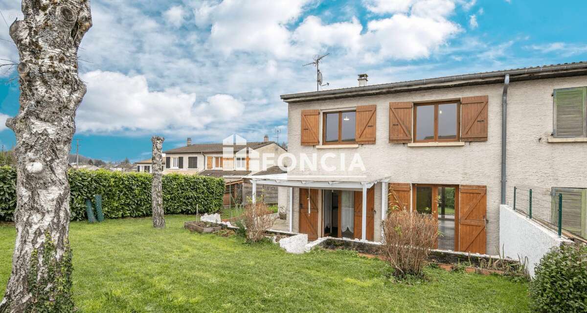 Maison à MONTFERRAT