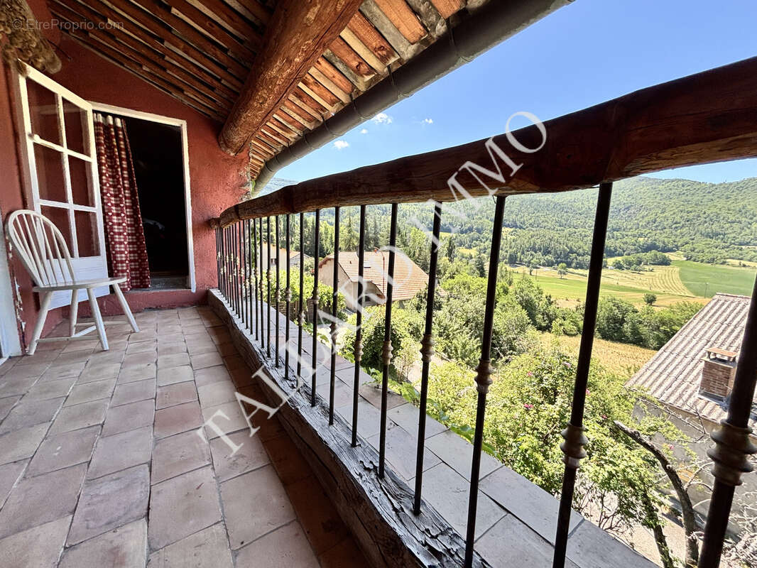 Venterol, maison 163 m2 + grages, caves et jardin. - photo 21