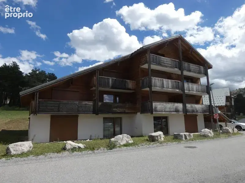 Appartement à LA CLUSE