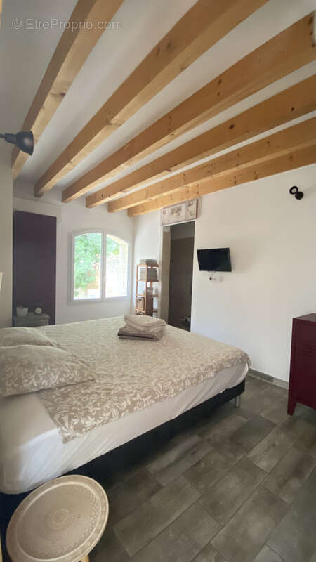 Maison à MORIERES-LES-AVIGNON