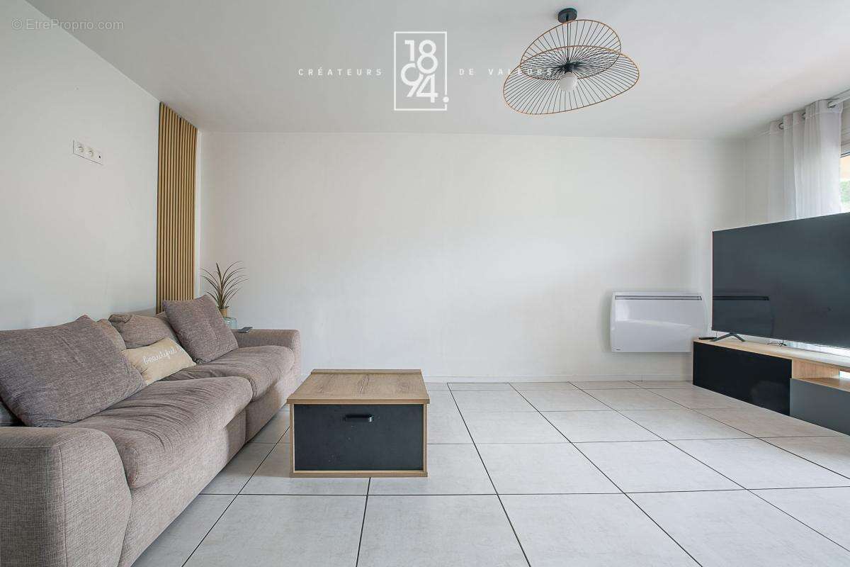 Appartement à MARSEILLE-11E