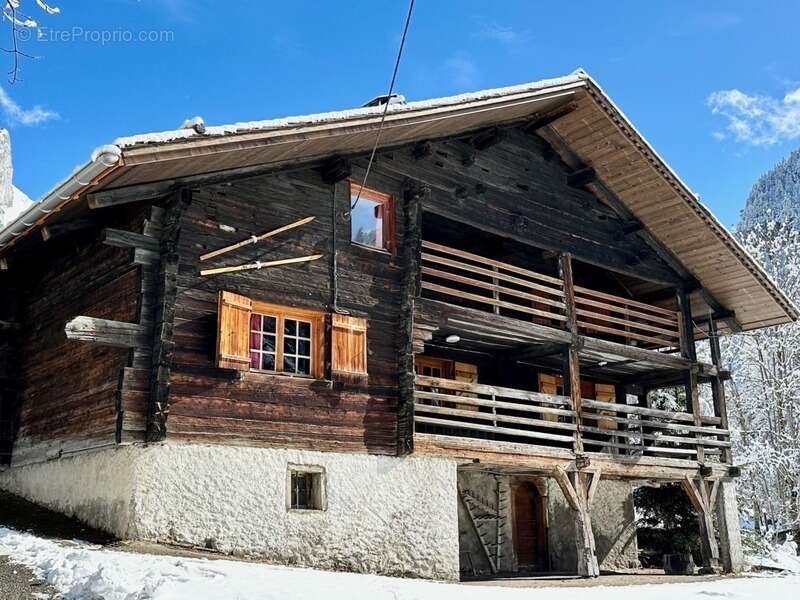 Maison à LA CLUSAZ