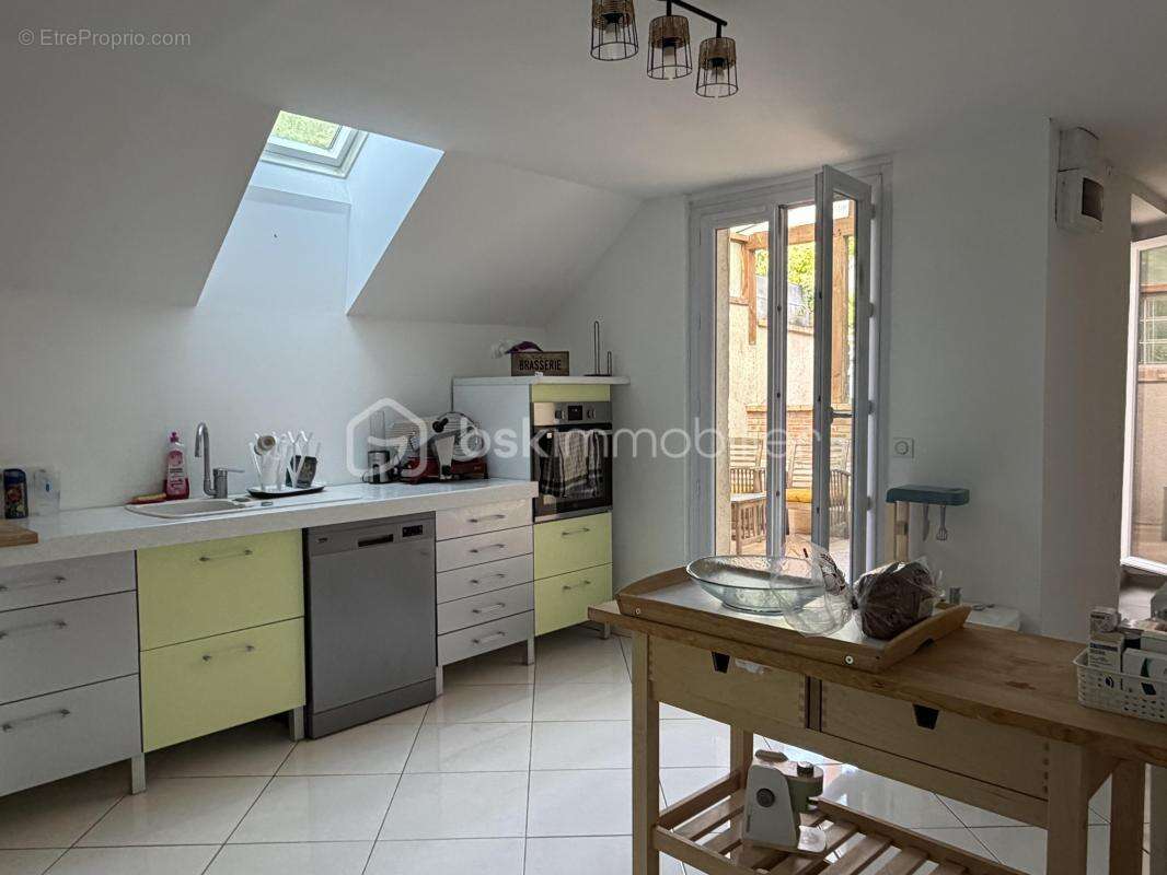 Maison à MALAY-LE-GRAND