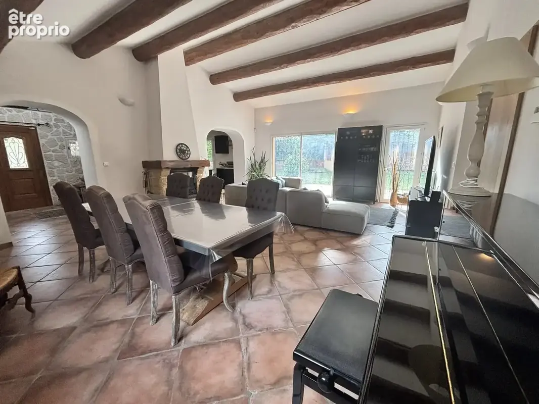 Villa Type 5 FUVEAU sur terrain de 2137m2 - photo 8