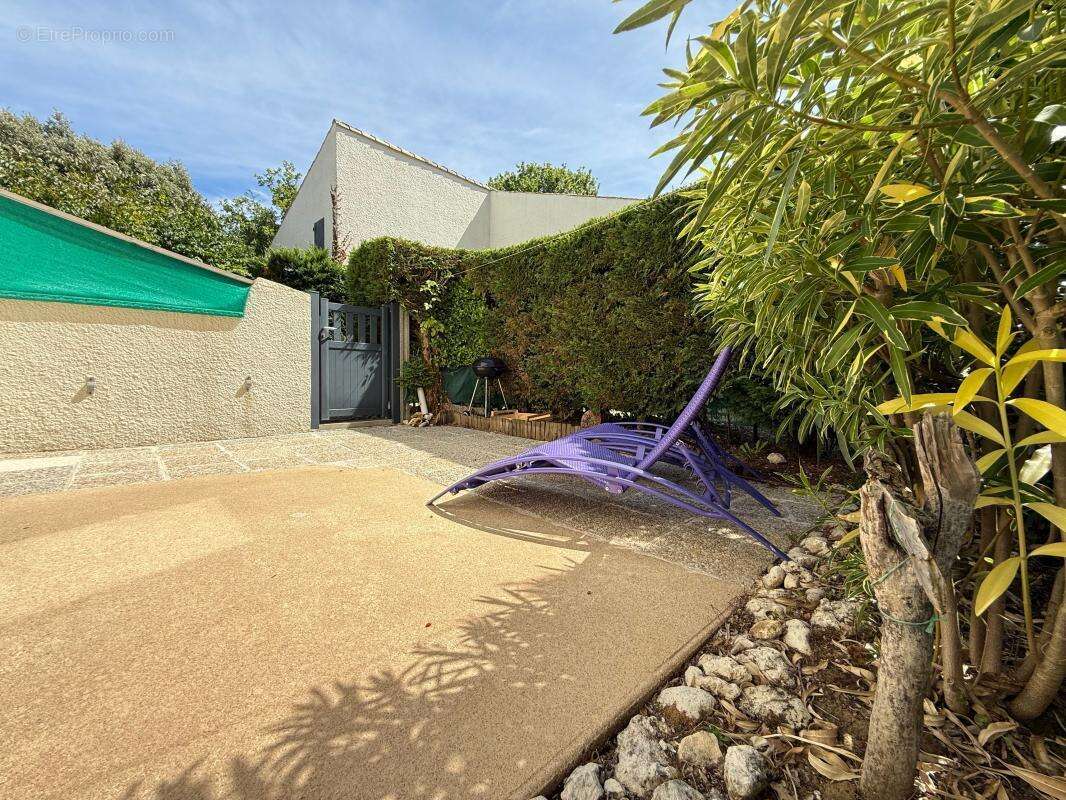 Appartement à VAUX-SUR-MER