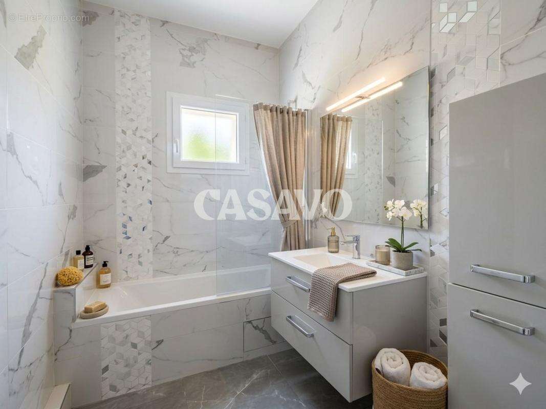 Appartement à CHARENTON-LE-PONT
