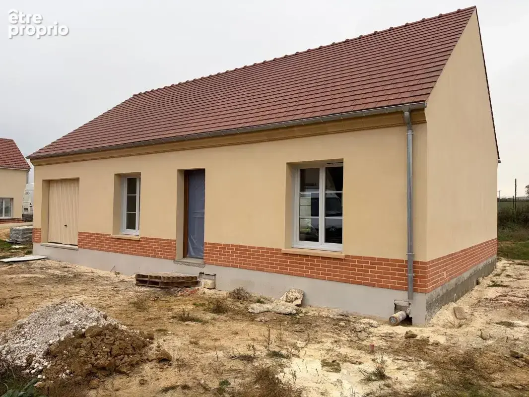 Maison à BREUIL-LE-SEC