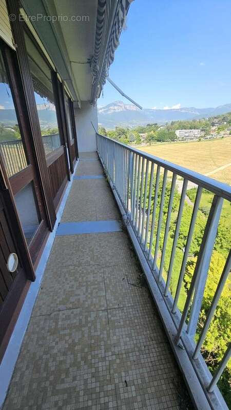 Appartement à JACOB-BELLECOMBETTE