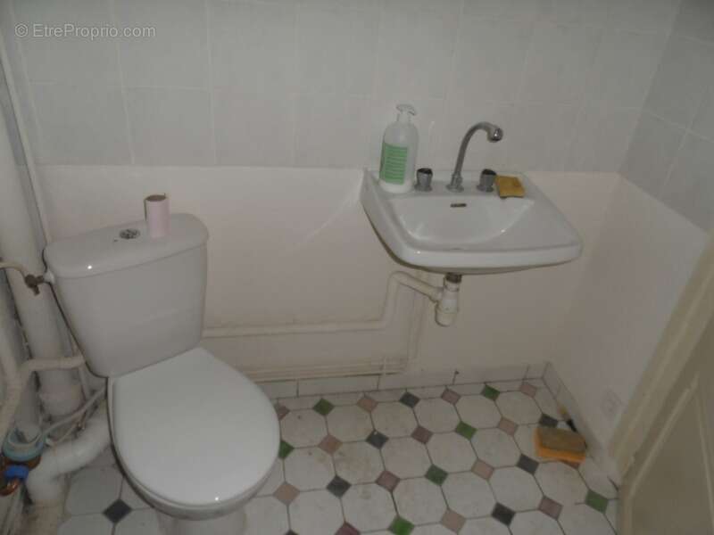 Appartement à NERIS-LES-BAINS