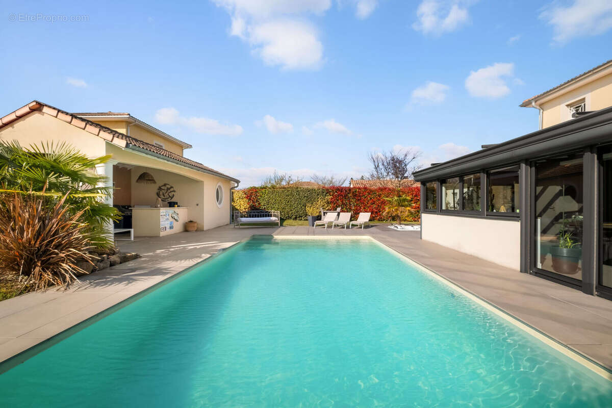 Photo 2 - Maison à COMMUNAY