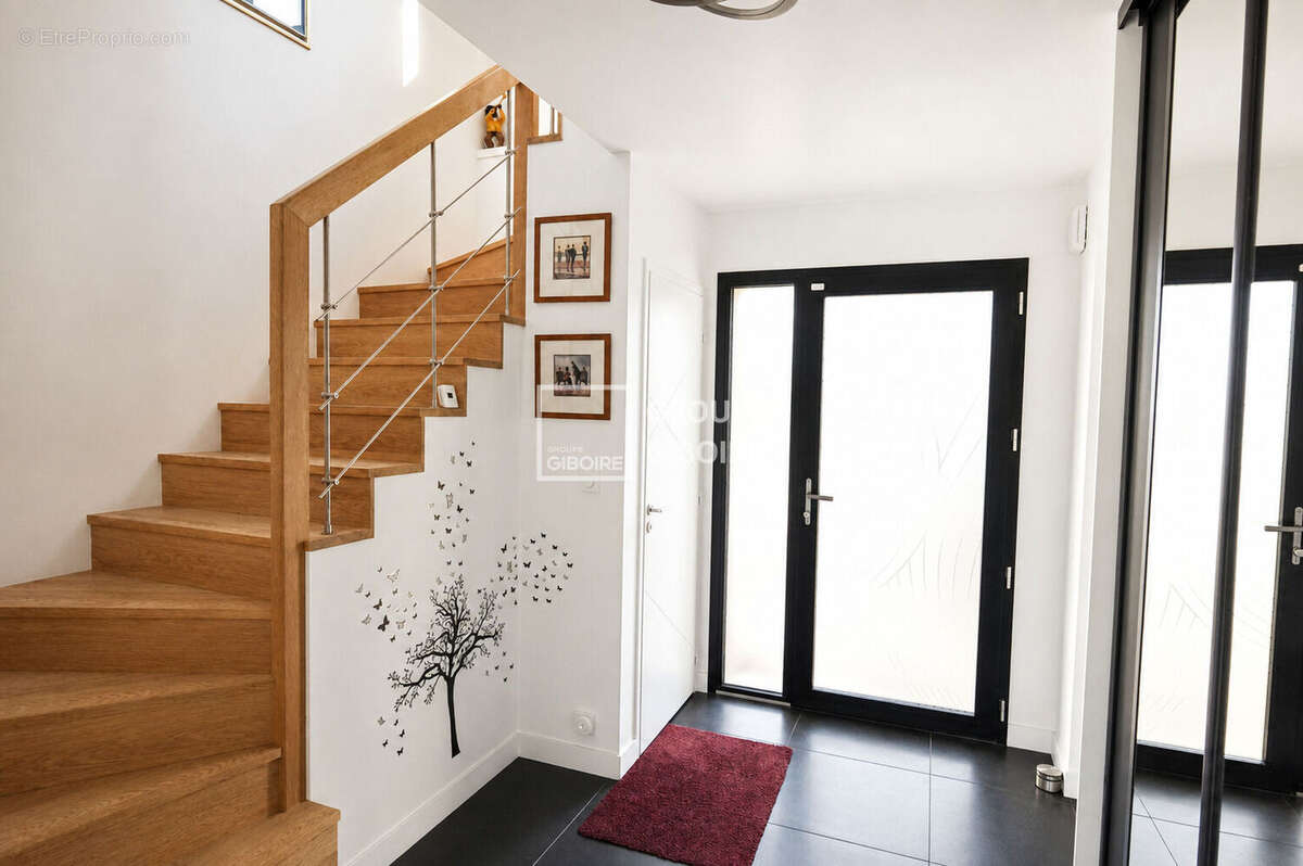 A vendre - agence giboire pacé - maison d'environ 150 m² - montgermont - rennes métropole - photo 3