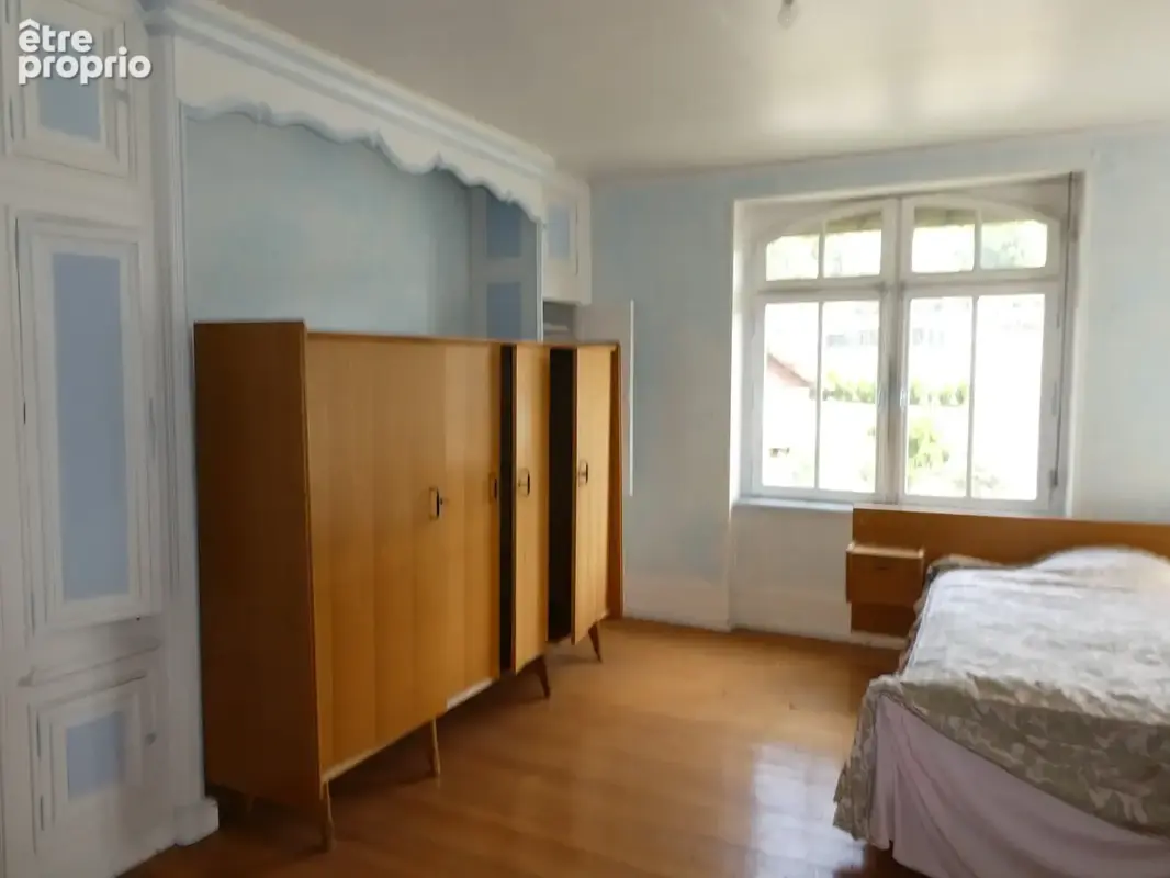 LE THILLOT (88)Maison bourgeoise de caractère à rénover de 280 m²sur trois niveaux, terrain 1000 m²+ garage - photo 16