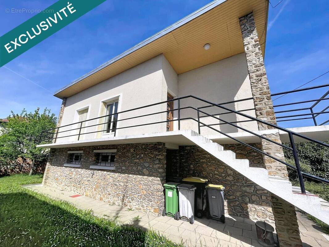 Photo 1 - Maison à VILLENEUVE-LE-ROI