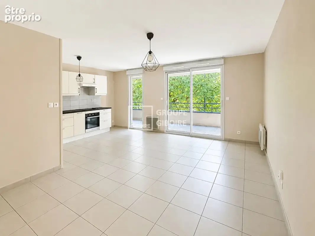 GROUPE GIBOIRE - Appartement 3 pièces à vendre à Rennes Poterie - Résidence récente avec garage - photo 2