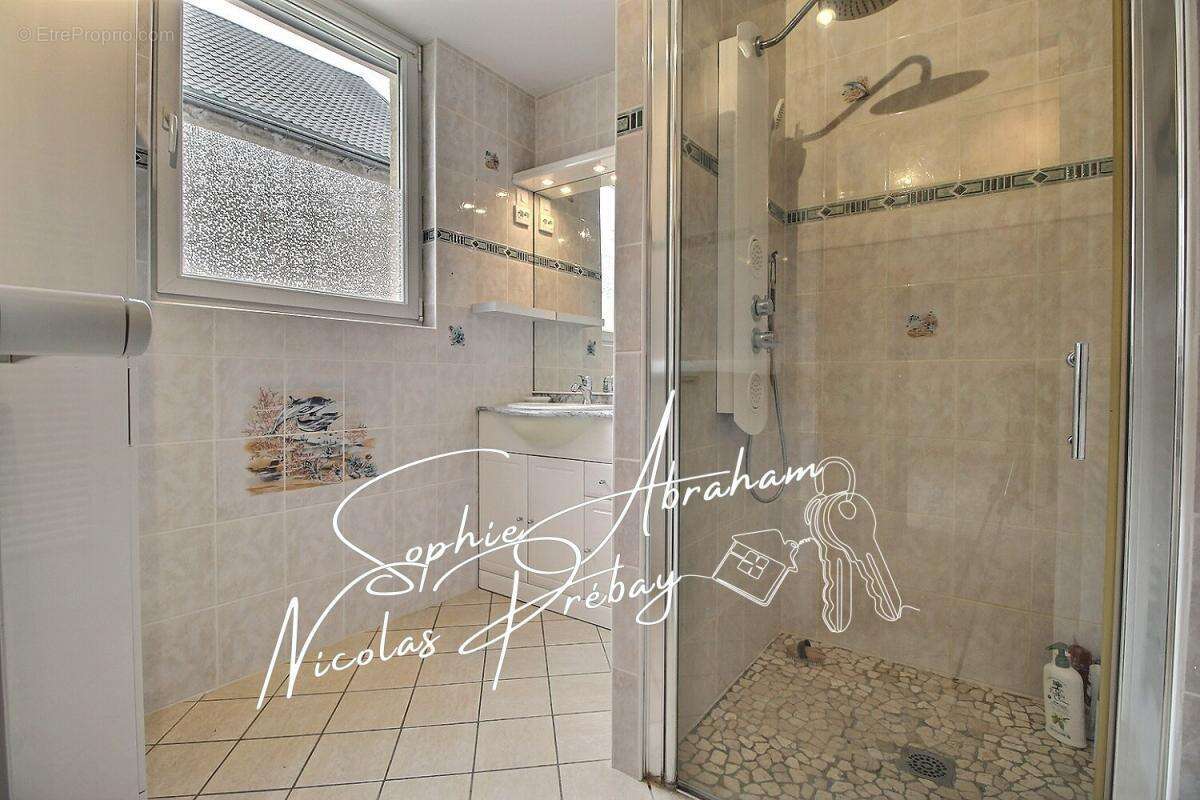 Maison à ANGERVILLE