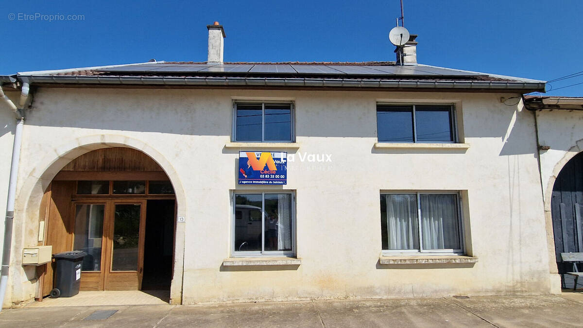 Maison à VITREY