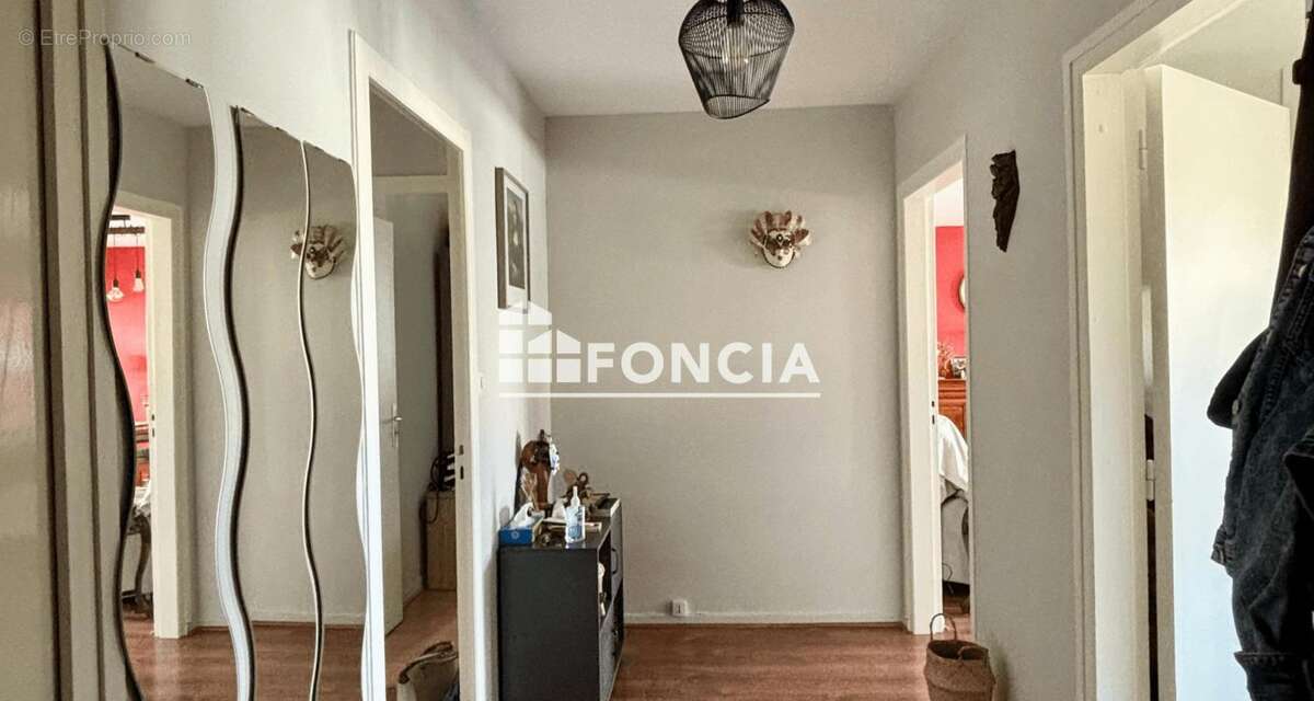 Appartement à SAINT-ETIENNE