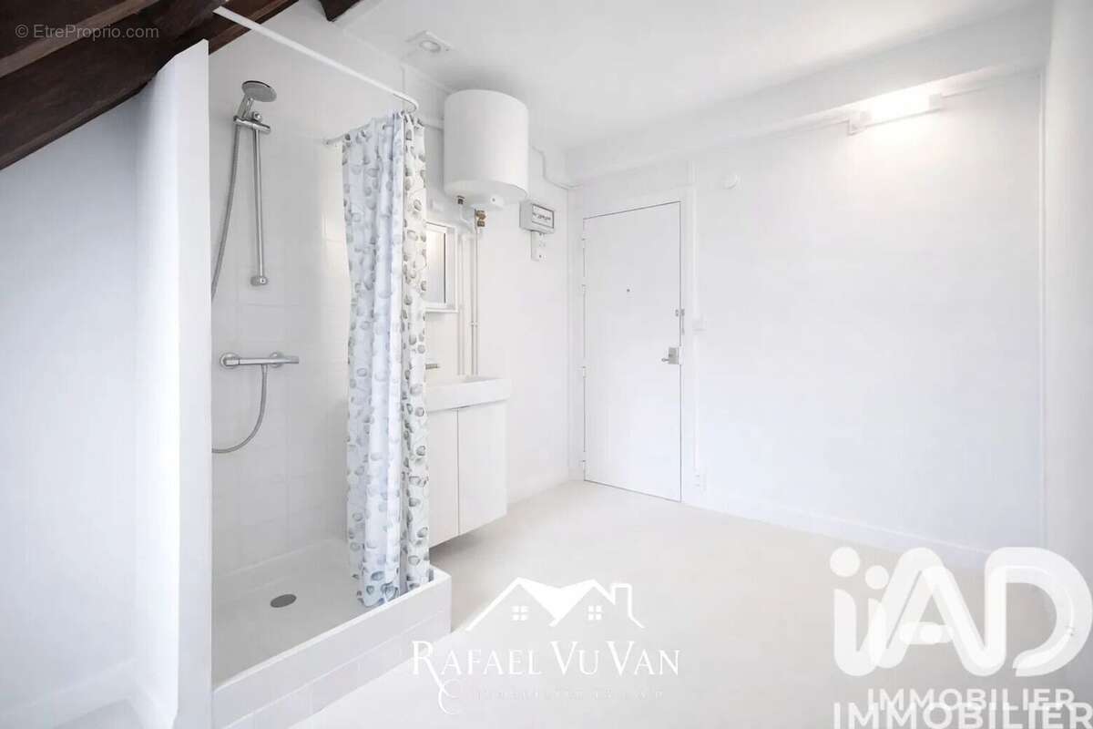 Appartement 9 m² à Paris-9e  - photo 5