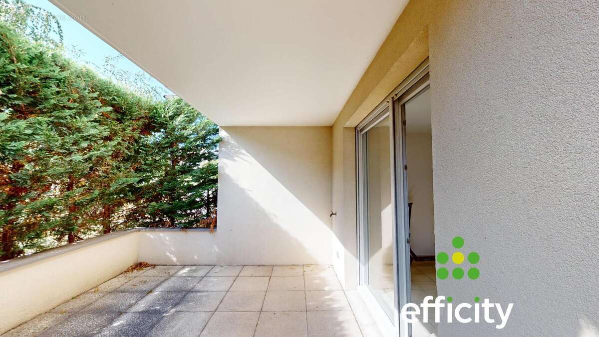 Appartement à OULLINS