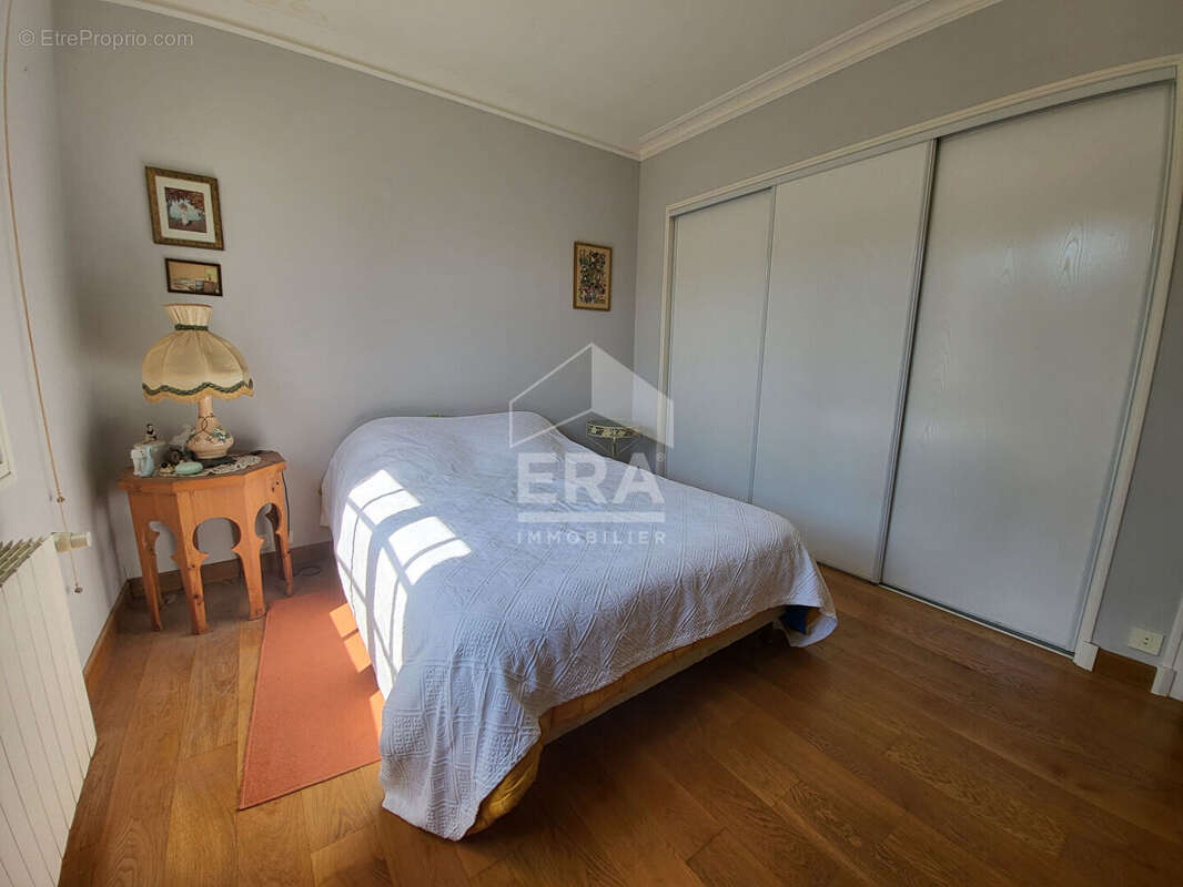 SAUJON  MAISON  de 116m² sur terrain de 1441m² - photo 6