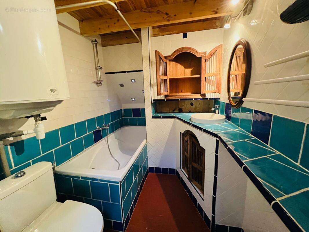 Maison à SAINT-CHAMAS