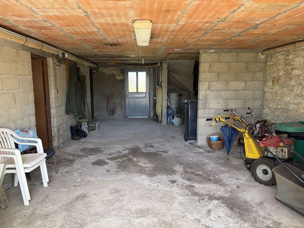 Jolie maison de 96 m² à Champs-Romain - photo 16