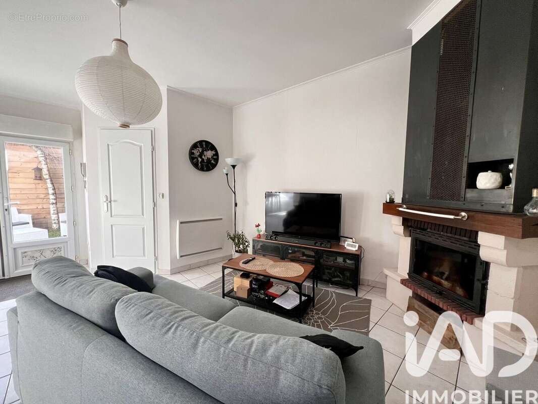 Photo 4 - Maison à GONDECOURT