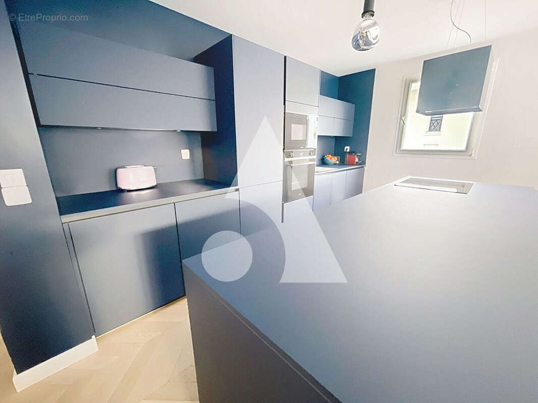 Appartement à RUEIL-MALMAISON