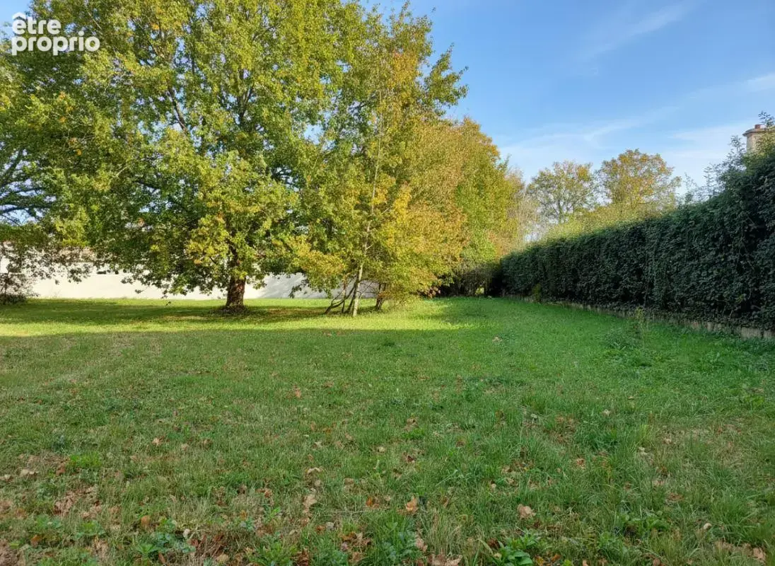 Photo Terrain à Breuillet au prix de 102 720€