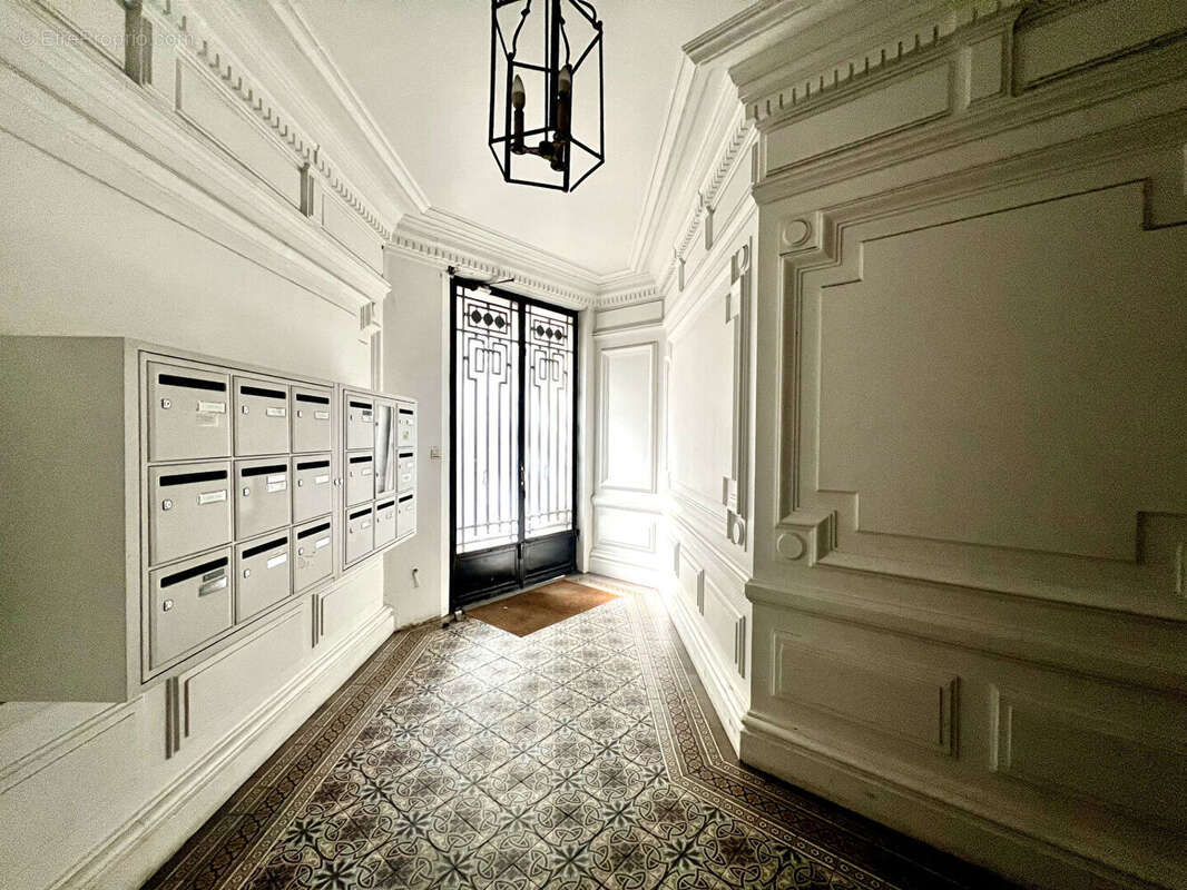 Appartement à PARIS-18E