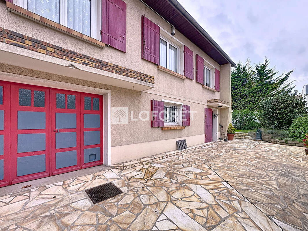 Maison à BONNEUIL-SUR-MARNE