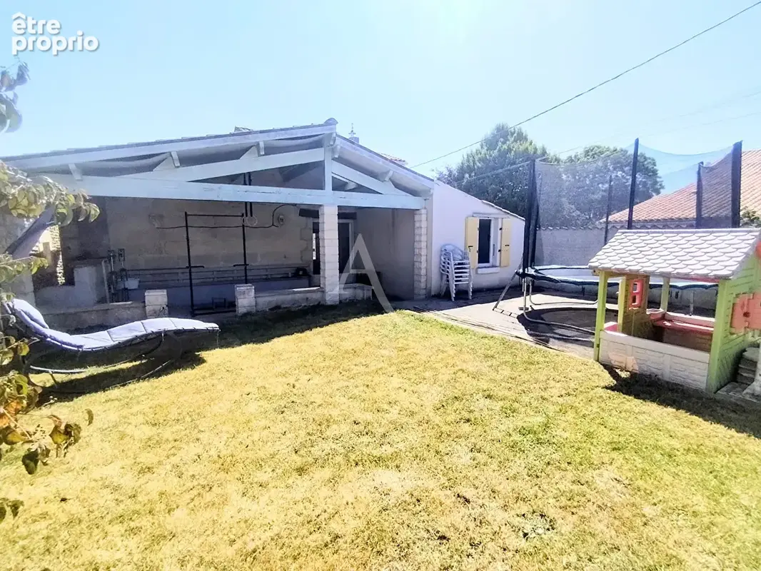 Chaniers - Maison 5 pièces - dépendance, jardin et  grand garage - photo 3