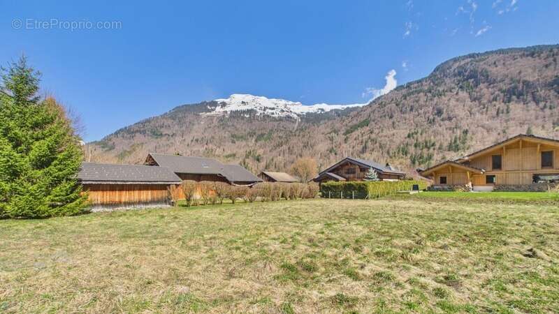 Terrain à SAMOENS