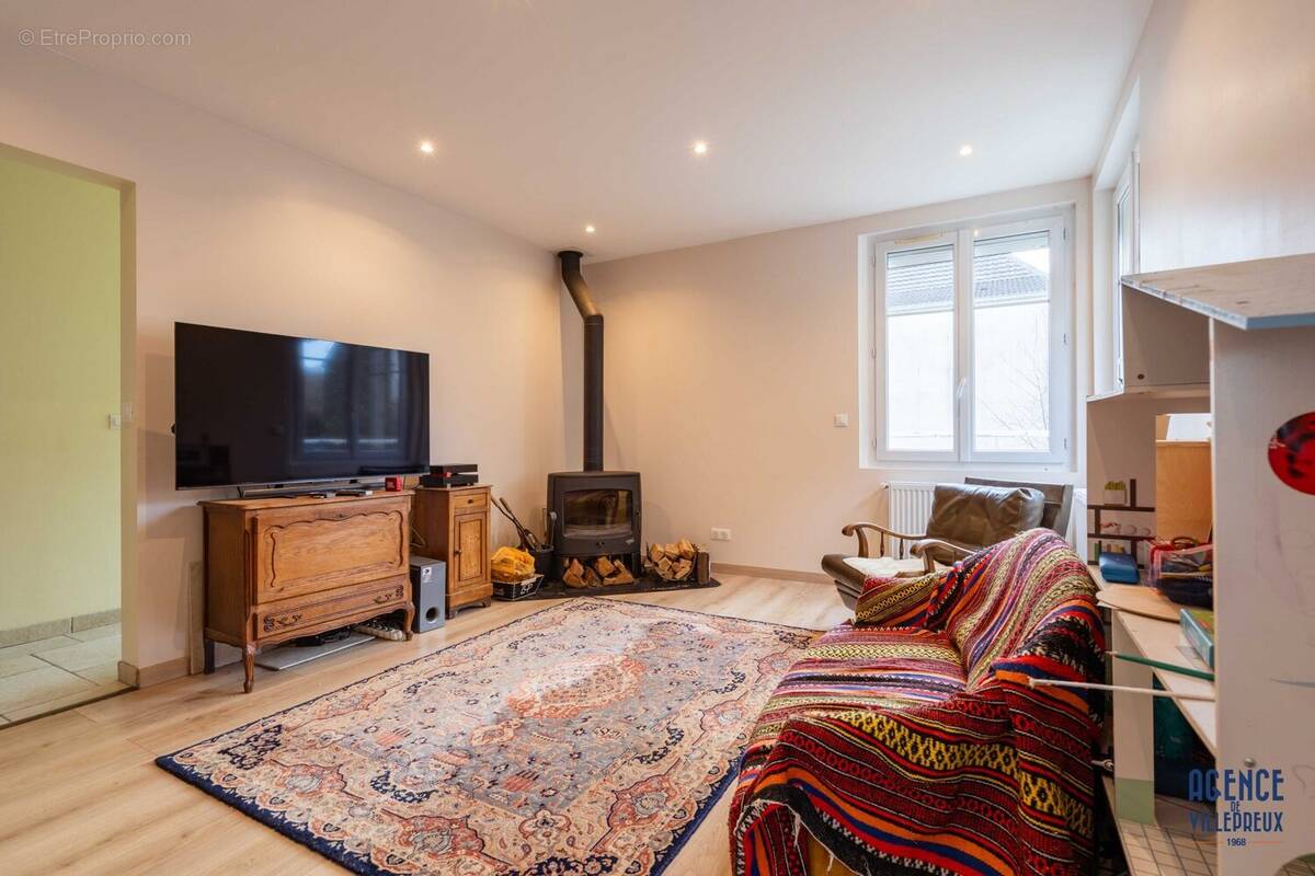 Appartement à LES CLAYES-SOUS-BOIS