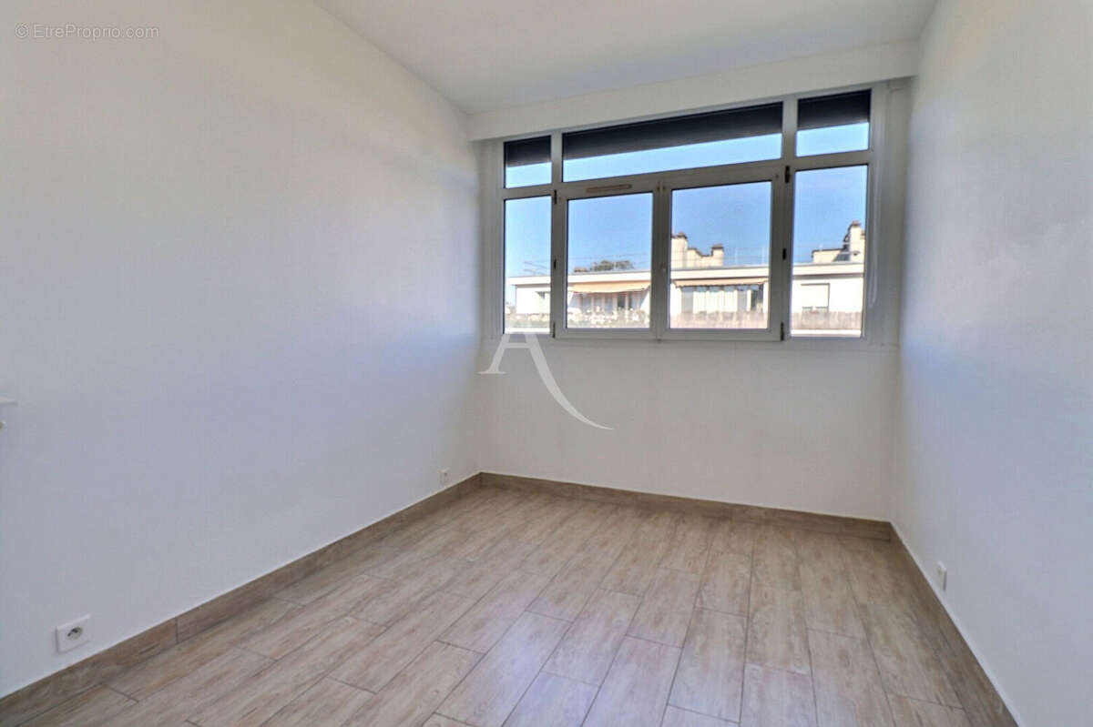 Appartement à MAISONS-LAFFITTE