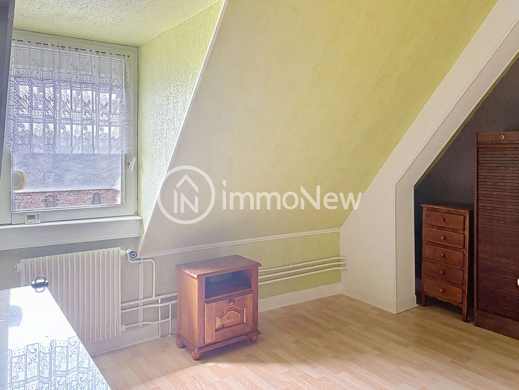 Rare a la vente, maison 230 m2  avec 5 chambres sur un beau terrain de 1700 m2 avec sa vue exceptionnelle - photo 16