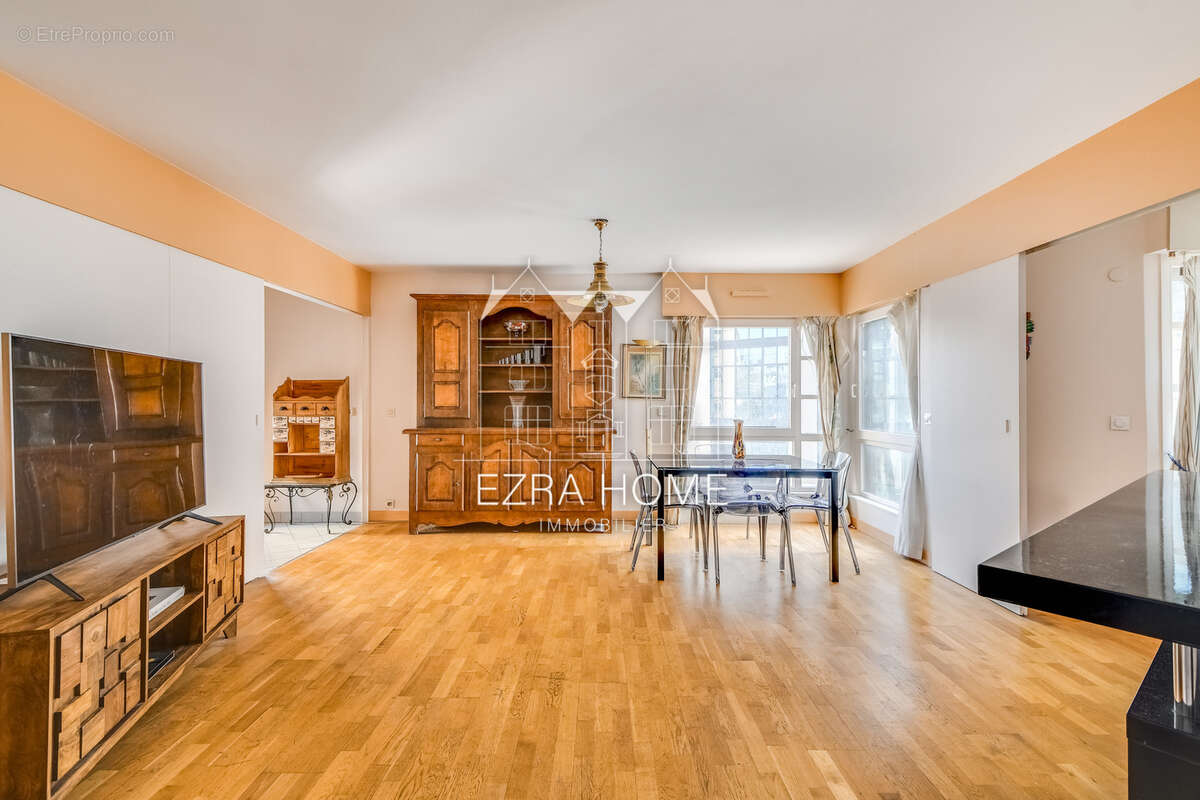 Appartement à PARIS-4E