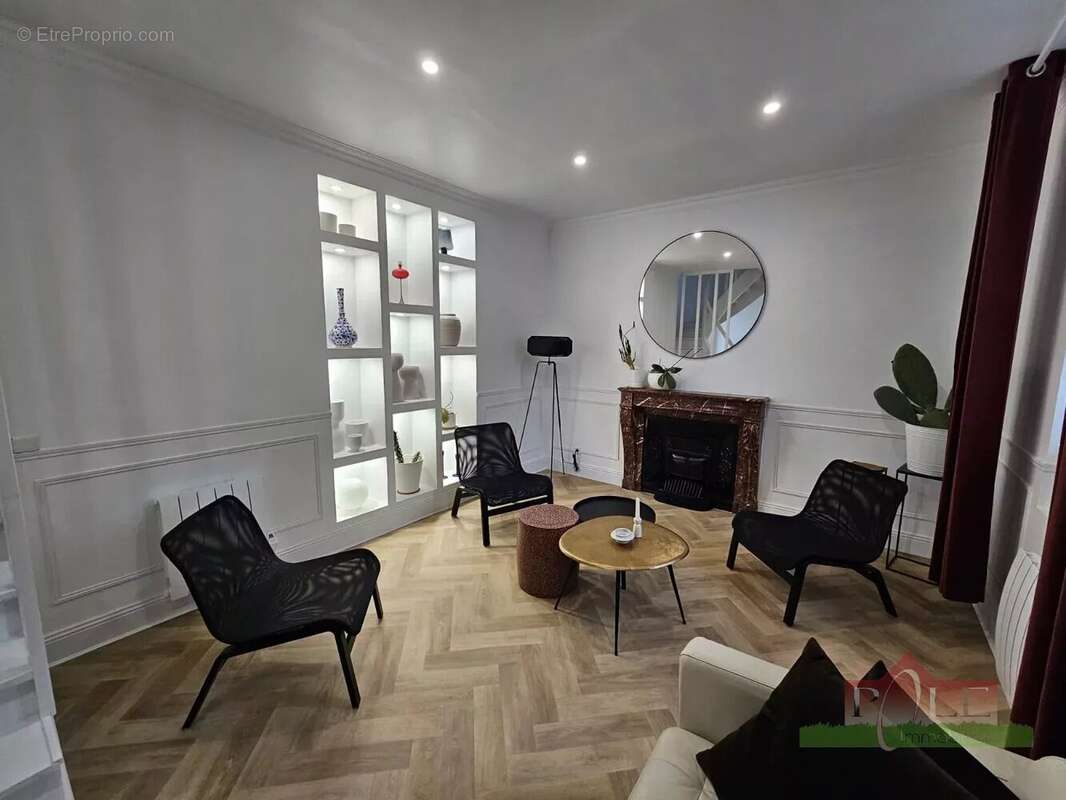 Maison à BEAUREPAIRE