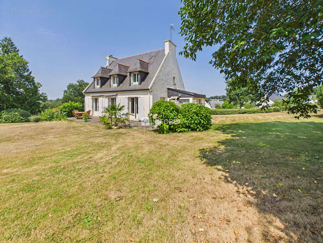 Exclusivité  :  Maison Saint Evarzec 7 pièce(s) - photo 21