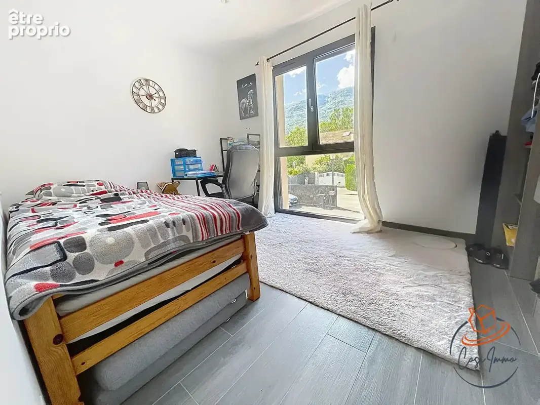 Maison T6 , 5 chambres avec jardin - photo 9