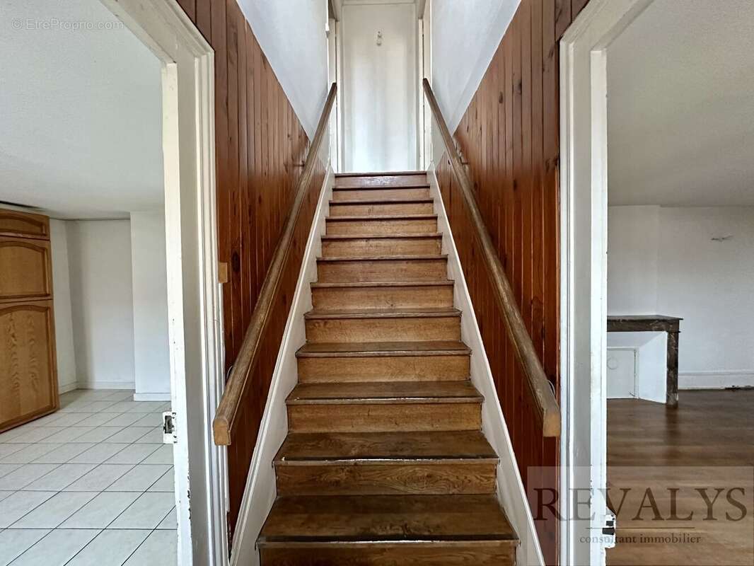 Maison à TIL-CHATEL