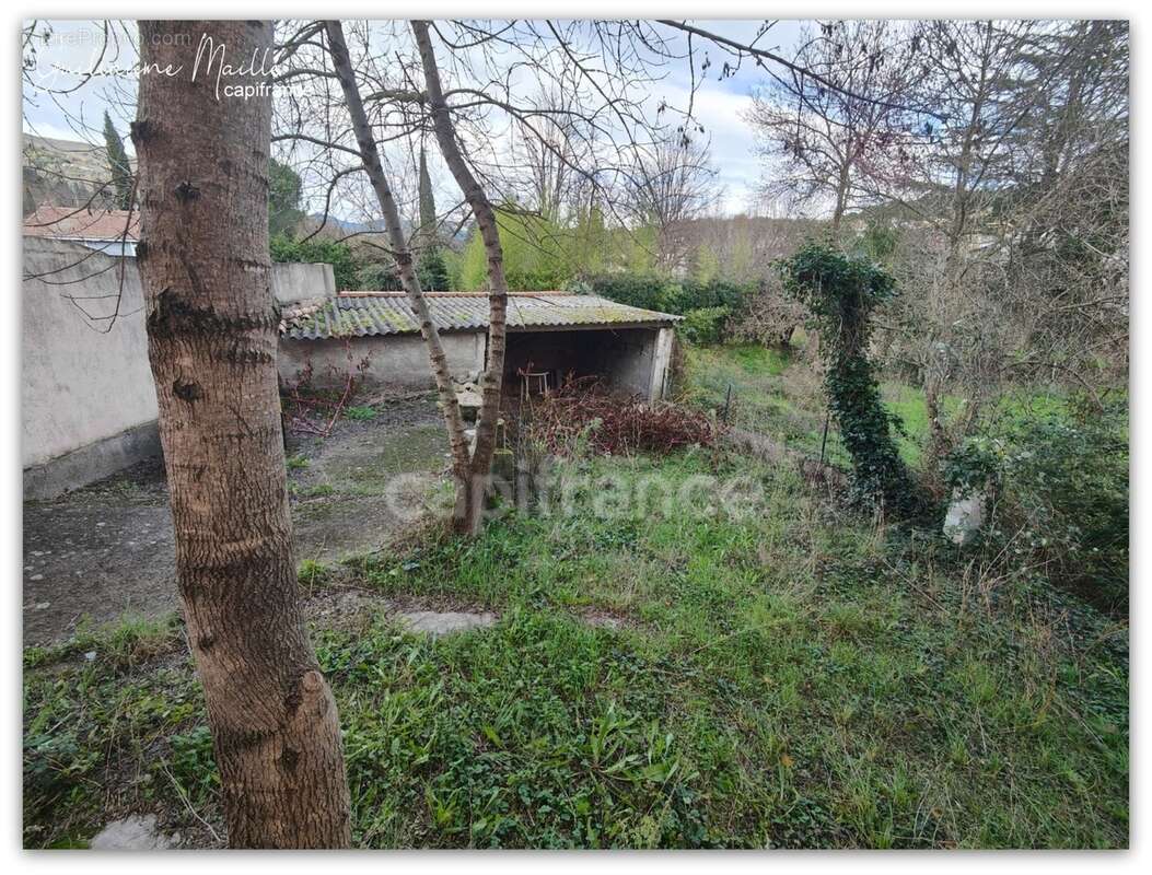 Maison à vendre 4 pièces pour 80m² rénovée et meublée à LAMALOU LES BAINS - photo 9
