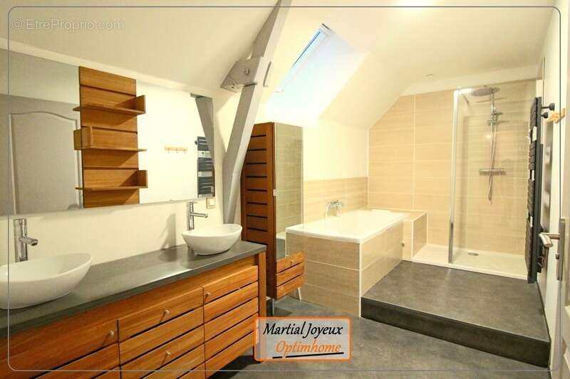 Maison à LE CHATELLIER