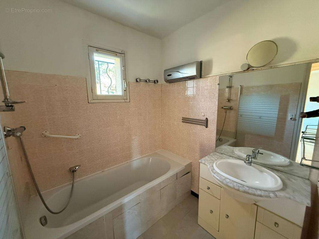 Maison à PLANZOLLES