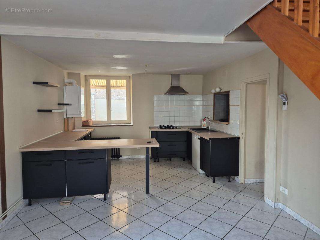 Maison à MESVES-SUR-LOIRE