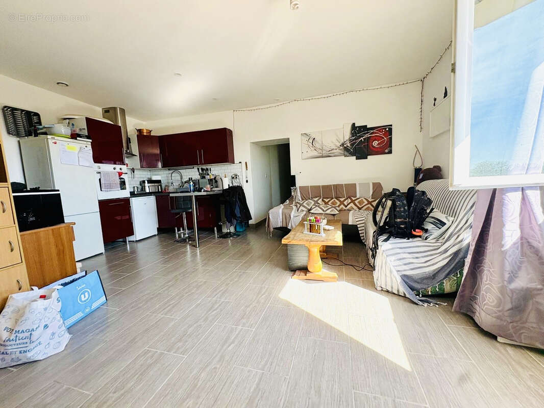 Appartement à SERVIAN