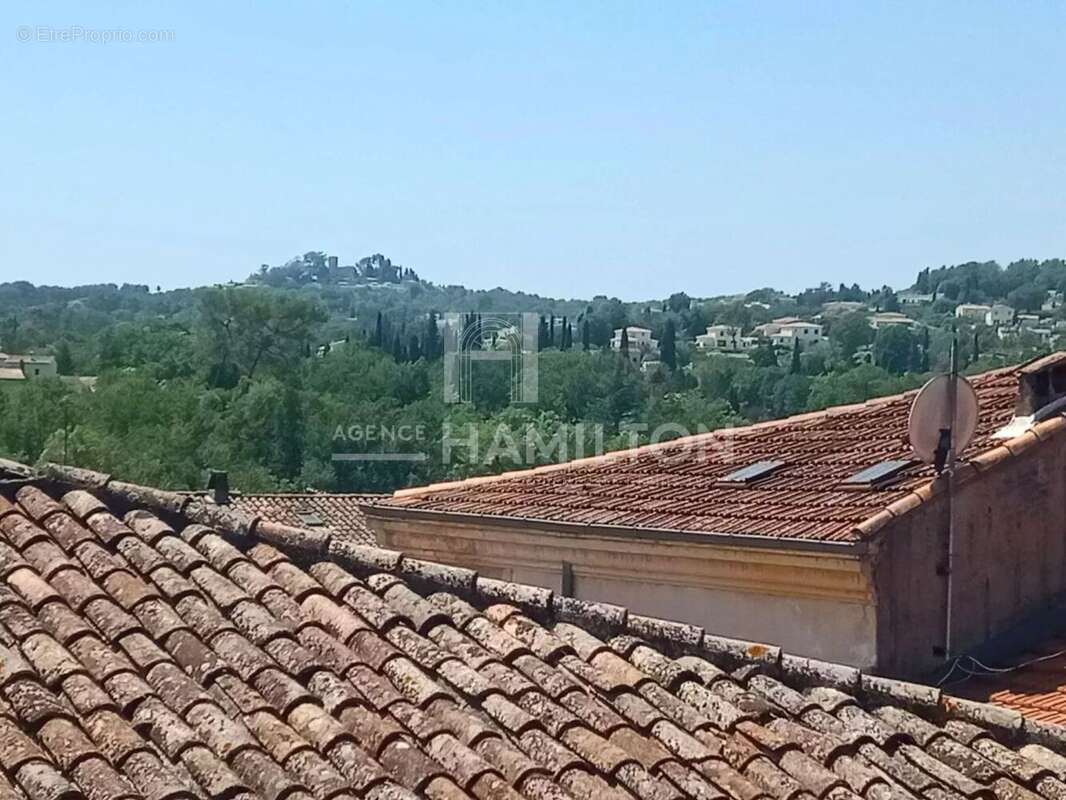 Maison à VALBONNE